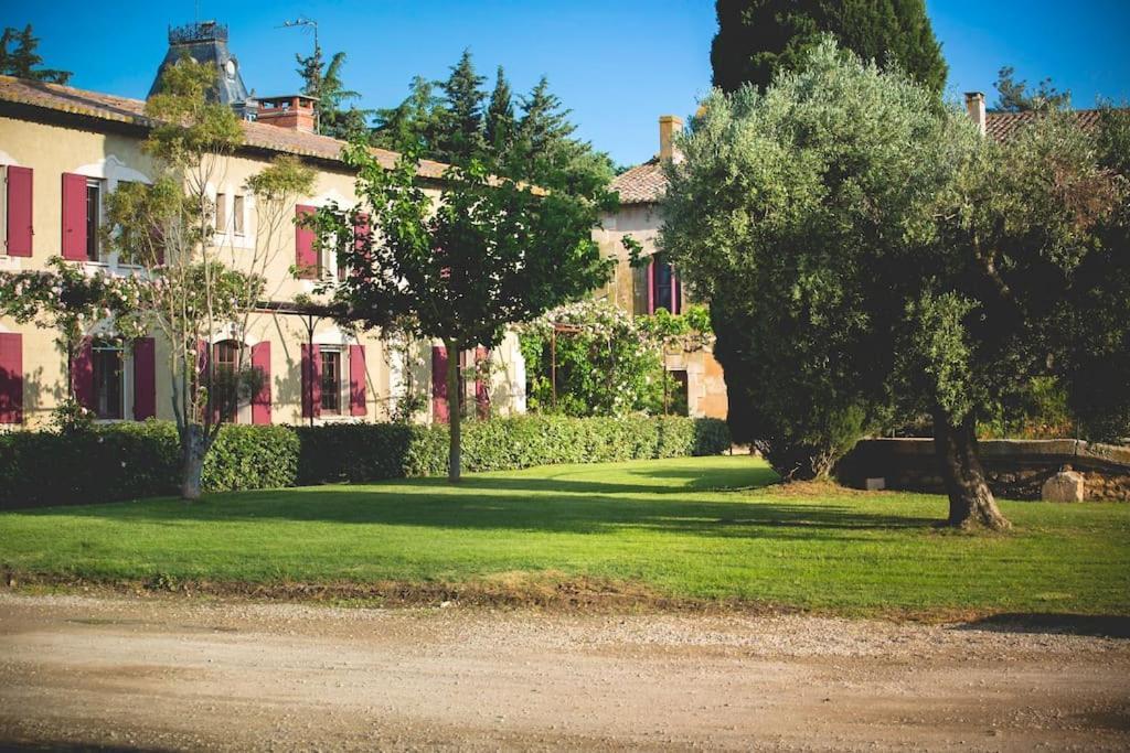 Mas De Charme En Pleine Camargue Villa Saint-Gilles  Exterior photo